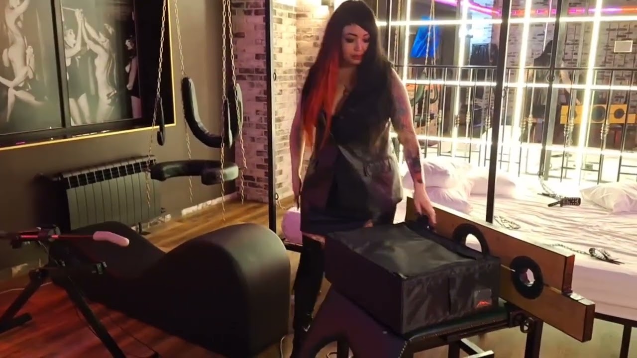 Leather clothes, woman with a tattoo, stripe - bothforts, fetish - bothforts. Tg @Afroditagun666