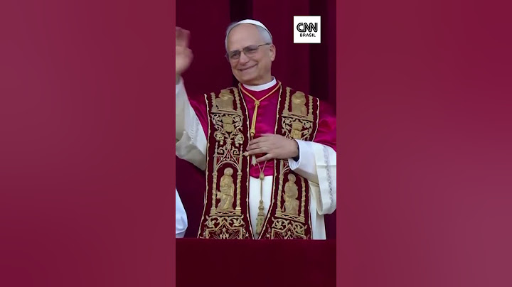 Papa Leão XIV faz 1º aparição aos fiéis no vaticano
