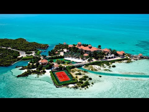 Video: Steve Martin's House: Viņa masīva Karību jūra ir skaista lieta