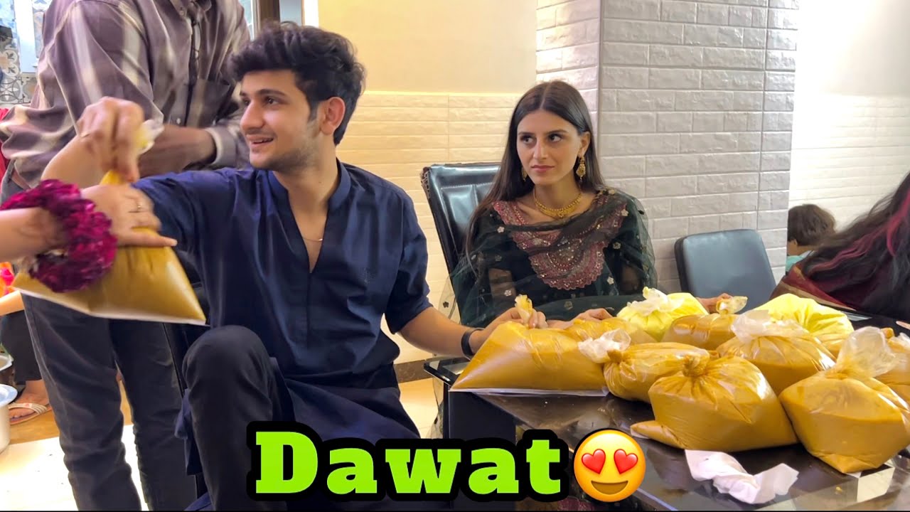 Ghar me ki dawat mehmano ki😍