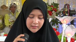 Download Lagu Wanita Cantik Berkerudung Hitam Bersuara Merdu Melantunkan Ayat Suci Al Quran MP3