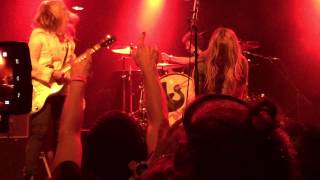 Veruca Salt 7/11/15 "Shimmer Like A Girl" "Straight"