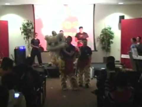 UCSD2009春晚开场舞狮