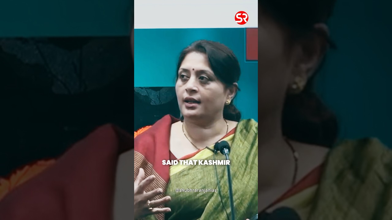 Jawaharlal Nehru dealt with the issue of Kashmir very emotionally 