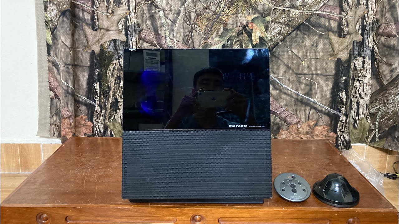 Sold ✈) Rare Marantz CR201 Dock with two remotes, display value