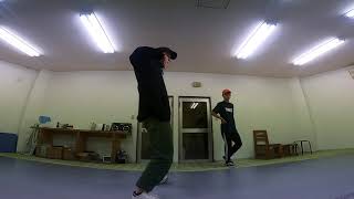 2020122302