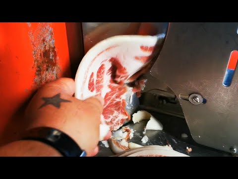 How to slice and cook crispy Bacon. Traditional, English dry cured Collar Bacon. #bacon