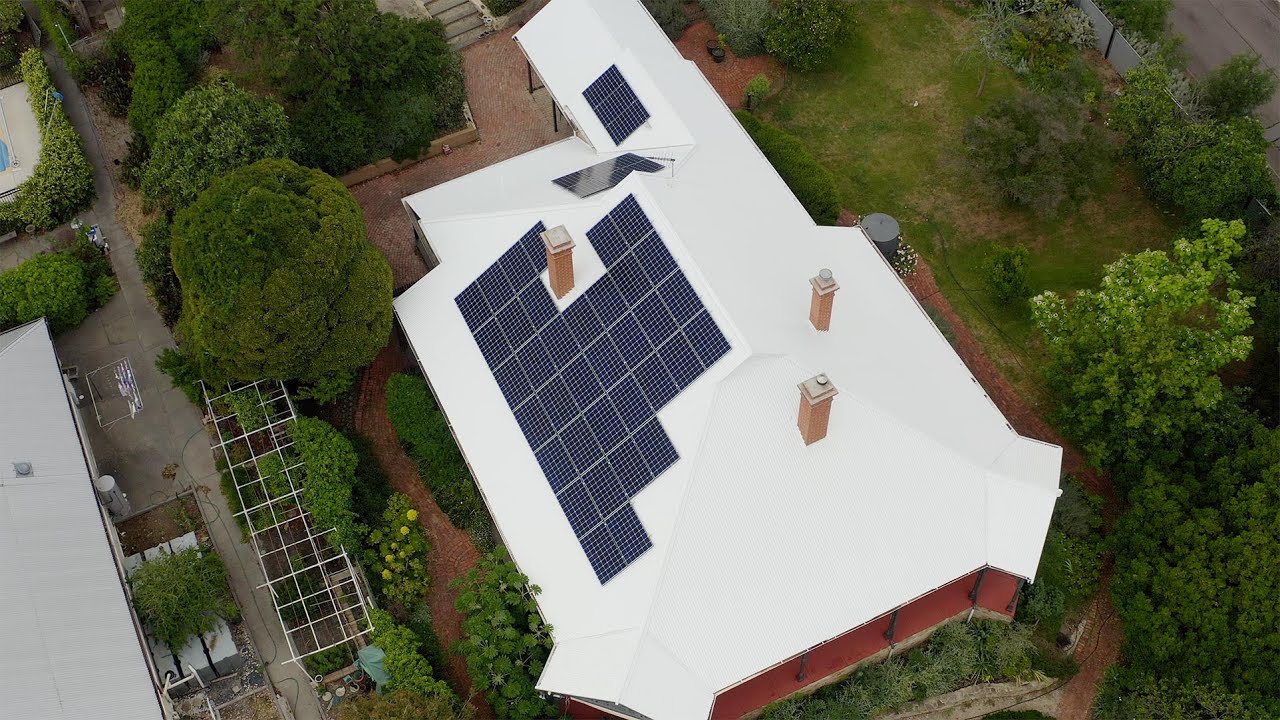 What were the solar panel purchase decisions for Craig's home in Adelaide?