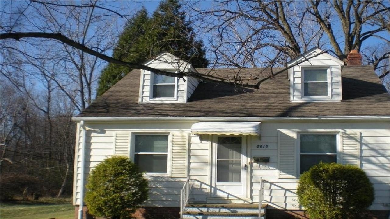 5616 Waterbury Ave, Maple Heights, OH Presented by Chris Markiewicz