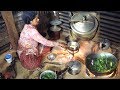 Village Kitchen || cooking organic green curry  and rice || Life in rural Nepal