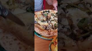 simply cutting pizza,cheese and mushrooms ?food foodie