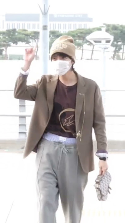 J hope#Incheon airport#way to Japan  2022#mama awards#hobi#sunshine#shorts