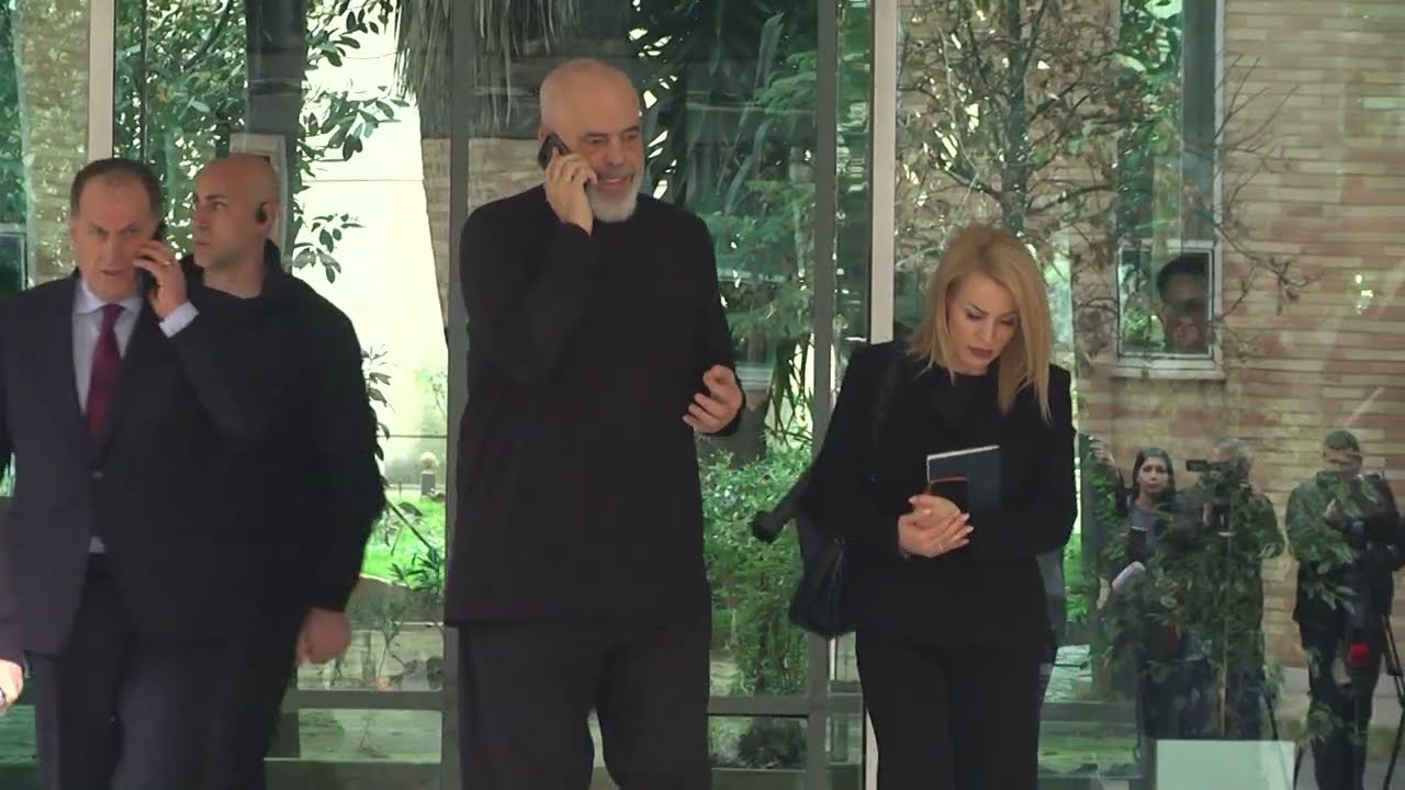 RAMA MBLEDH DEPUTETËT E TIRANËS! Në mbledhje të pranishëm edhe ish-deputetë e drejtues të Bashkisë