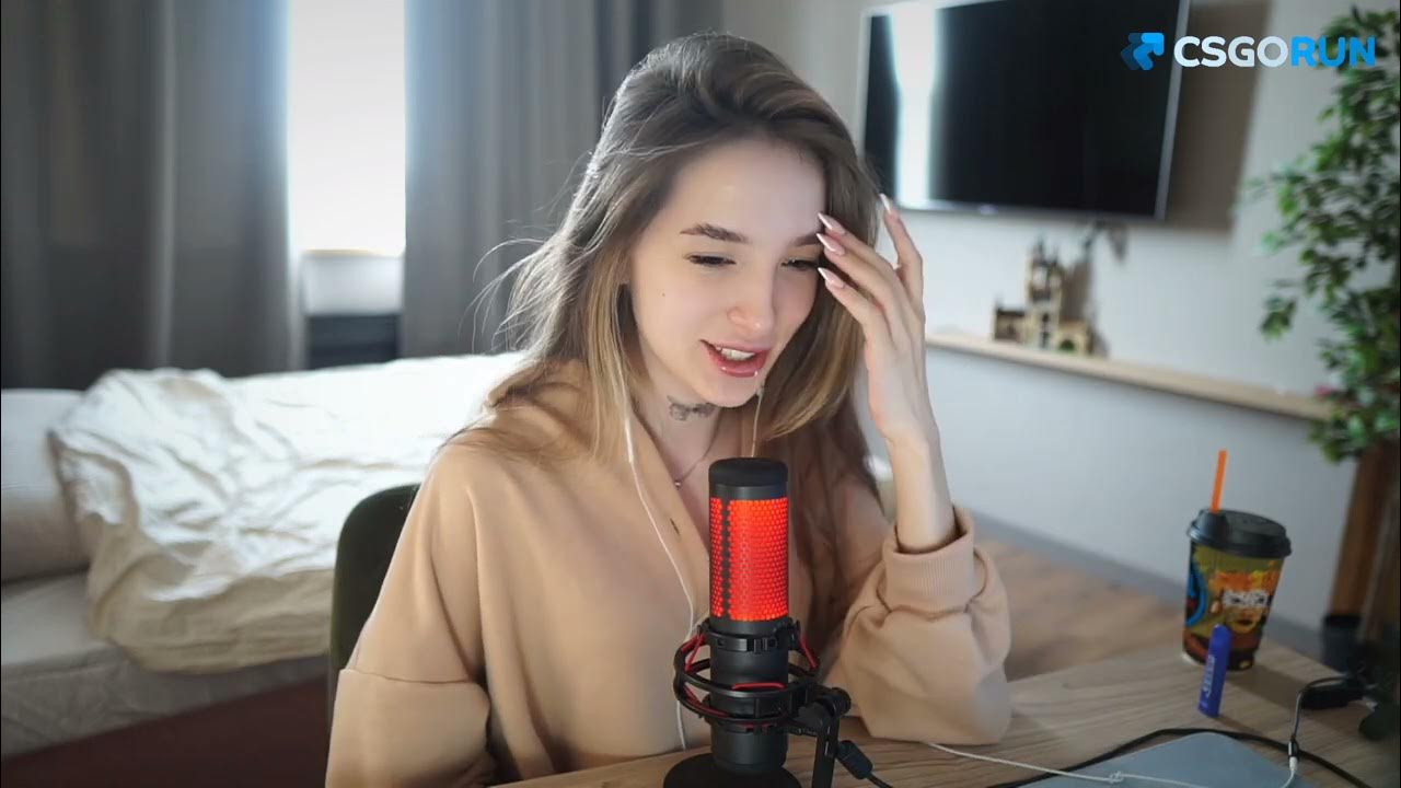 Генсуха на аву. Gensyxa стримерша. Генсуха стримерша. Генсуха стрим. Gensyxa блоггер.