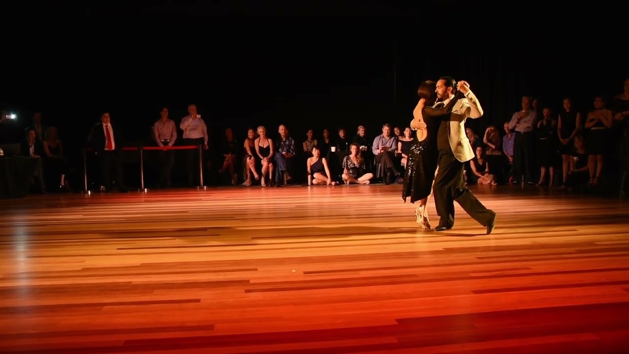 Tango. Gustavo Rosas. Show con Gisela Natoli en Bayron Bay Festival.Agosto 2017. Australia