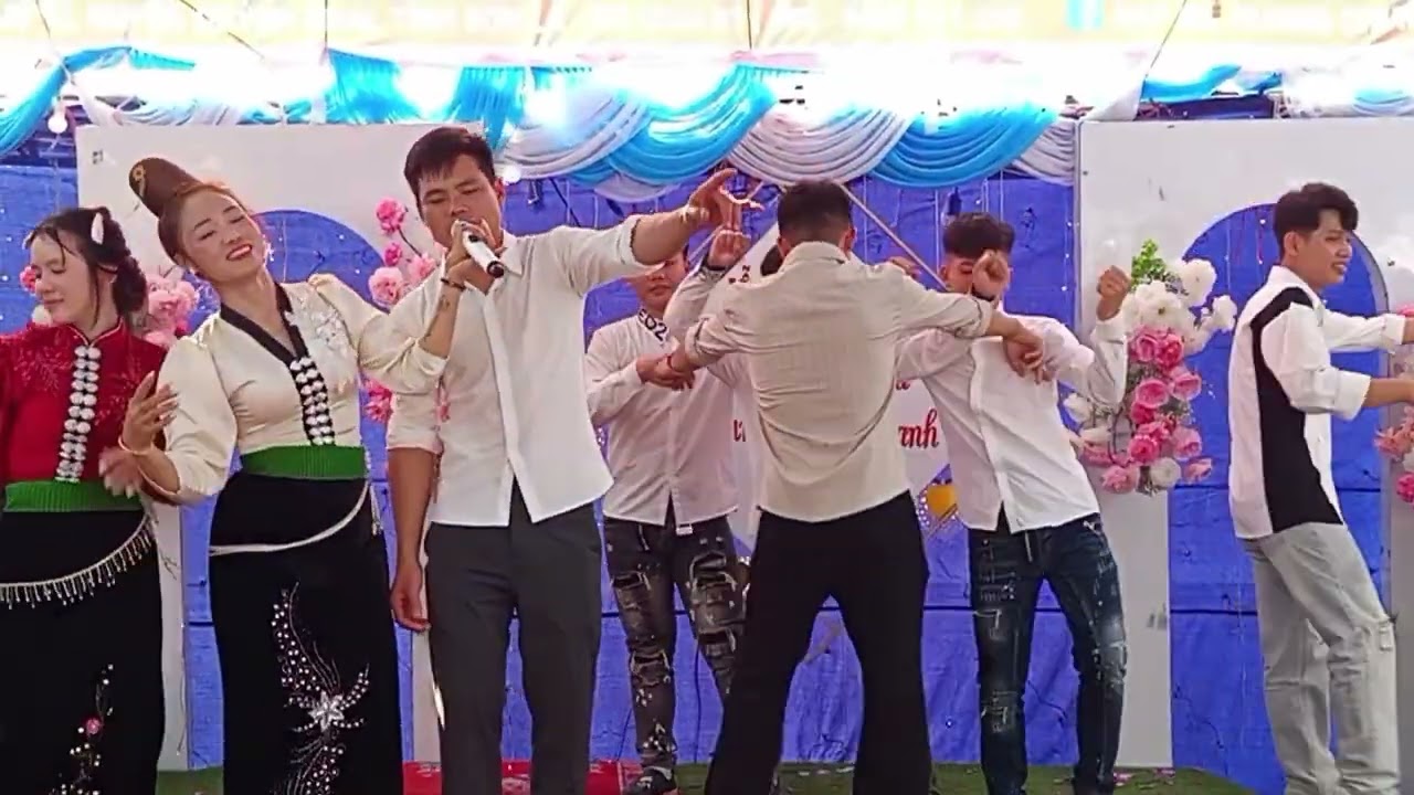 Mết cớ Lọng bon 