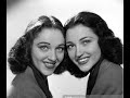 THE BARRY SISTERS (here -Bagelman Sisters) Bist Mayn Velt [subtitled] YOU’RE MY WORLD ביסט מײַן װעלט