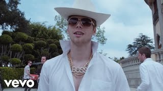 Video thumbnail of "5 Seconds Of Summer - Hey Everybody! (Behind The Scenes)"