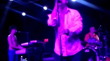 Thumbnail of Mentiras - Los Amigos Invisibles (Concierto En Vivo)