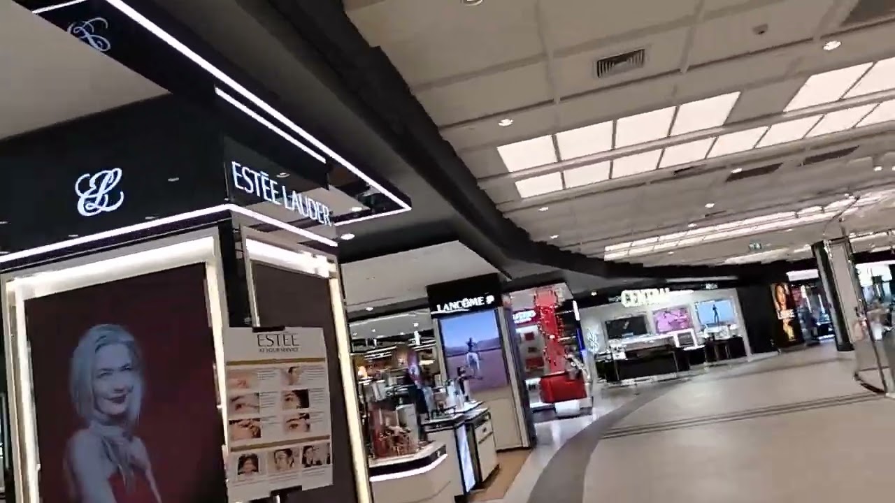 แฟชั่นไอส์แลนด์ รามอินทรา กม.4 เด่นเล่น