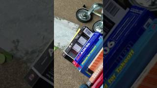 Free stuff to sell on ebay.  Mansfield yard sale PART 1