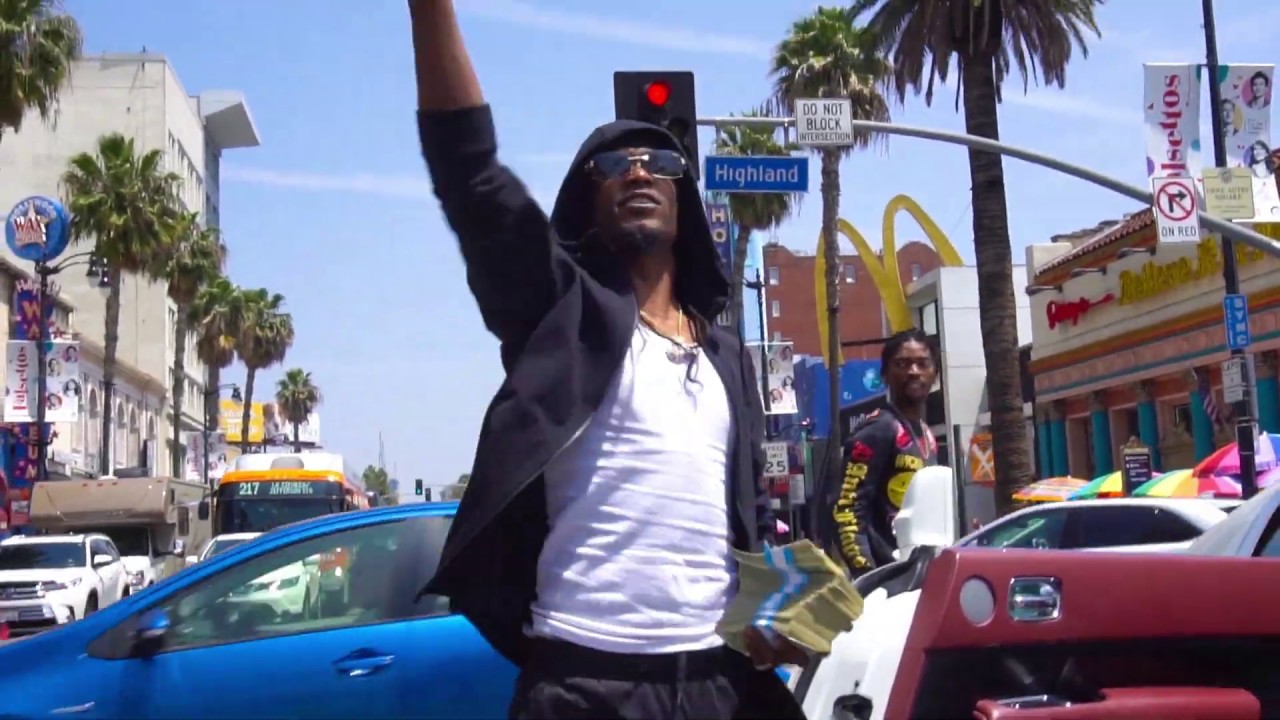 Money Shower Tour Hollywood & Highland 2K19