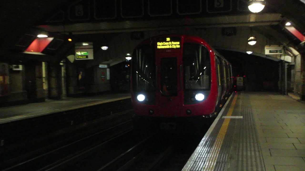 [London] S Stock Baker Street (Hammersmith & City Line) YouTube