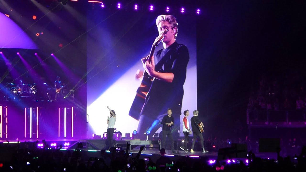 One Direction -  Liam talking + Girl Almighty - London, The O2 Arena - 28/09/2015