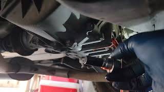 Service B16 on a 2015 Honda Pilot