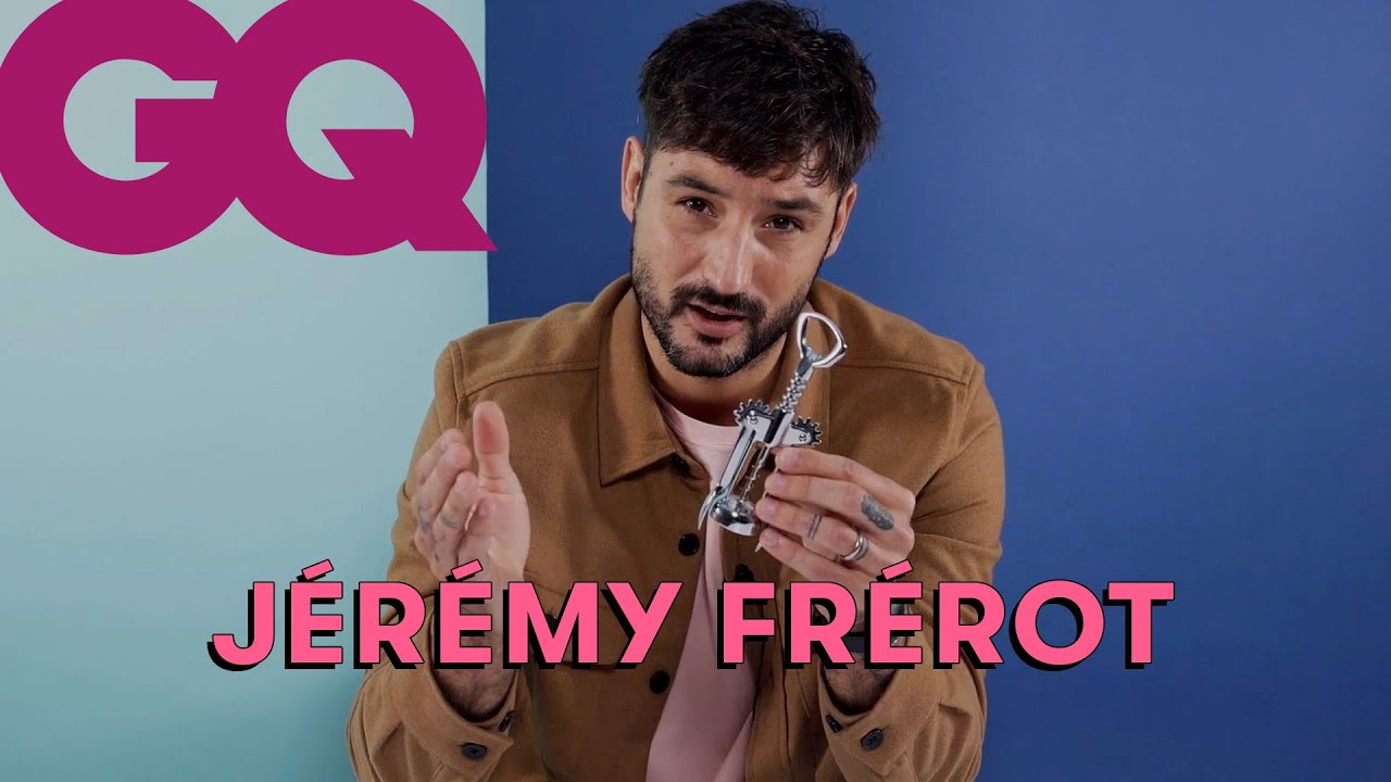 Les 10 Essentiels de Jérémy Frérot (guitare, huile essentielle et tire-bouchon) | GQ