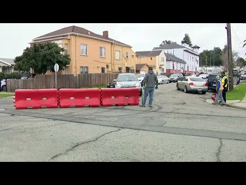 Oakland sets up street barriers in neighborhood plagued by prostitution