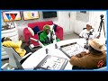 D VOICE AWAVUNJA MBAVU WATANGAZAJI THE SWITCH "NILIKUWA NAONA KABISA MIL. 450 ZIMESHIKA MAIKI"