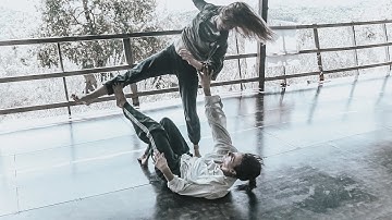 Play-Fight Practice: Marina Sekacheva & Clémentine Télesfort