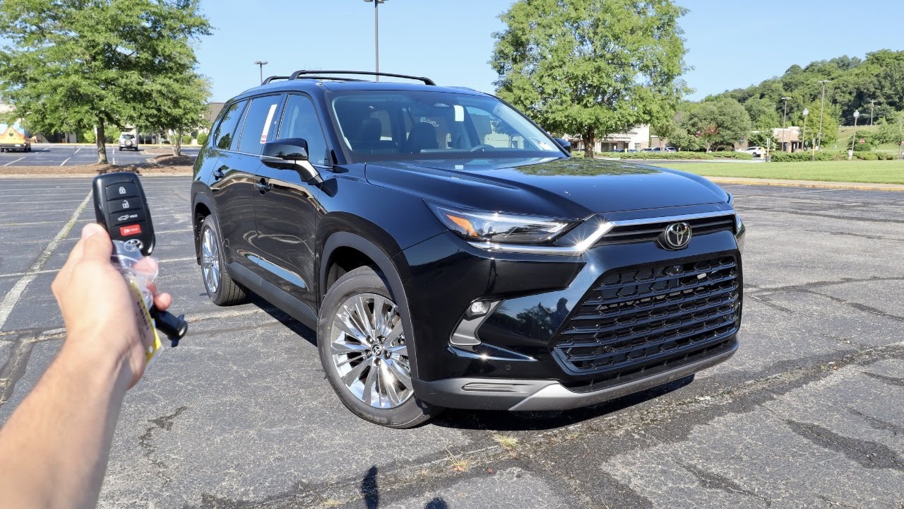 2024 Toyota Grand Highlander 4WD Platinum: Start Up, Walkaround, Test ...