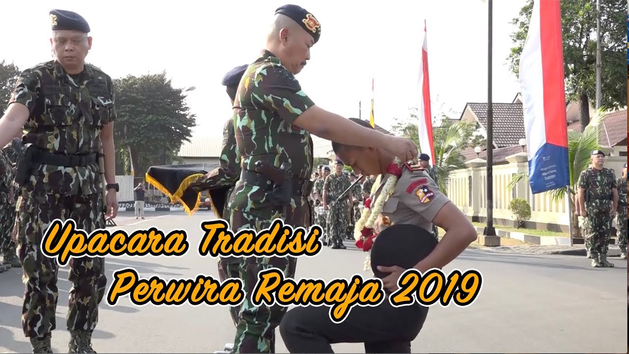 Upacara Tradisi Perwira Remaja 2019 Di Mako Brimob Polri Mn Youtube Politics Movie Posters