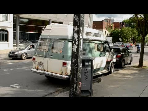 ROUGH 70s CHEVY VAN CAMPER SIGHTING