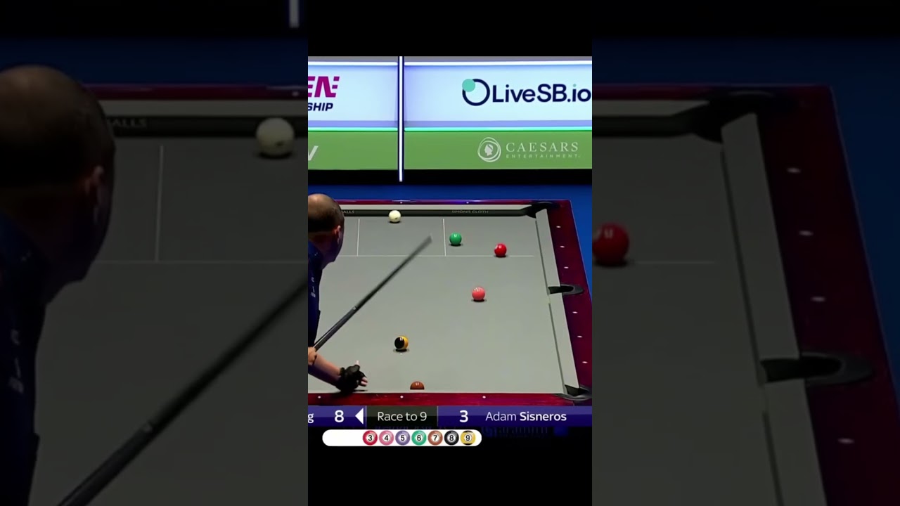 Удар в прыжке Шейна Ван Боэнинга 