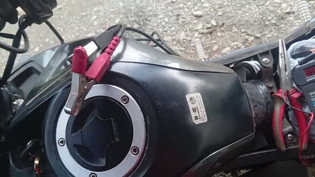 Kawasaki z 125, namamatay makina habang luliliko manibela, panourin kung anung dahilan nito.