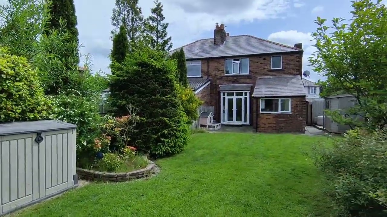 Clarkes Crescent, St Helens YouTube