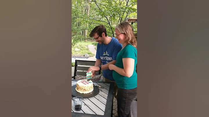 cake gender reveal