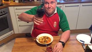 Kymi Sinfonietta Kokkaa Csaban Kanssa Gulassia