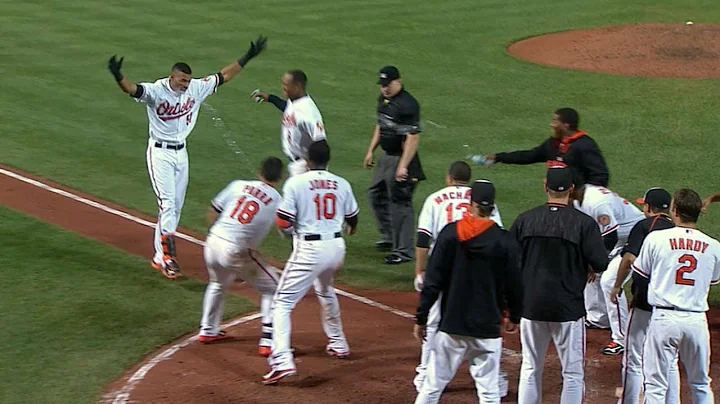 8/19/15: Urrutia hit walk-off homer to lift Orioles