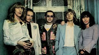 Elton John  Bennie And The Jets  Instrumental