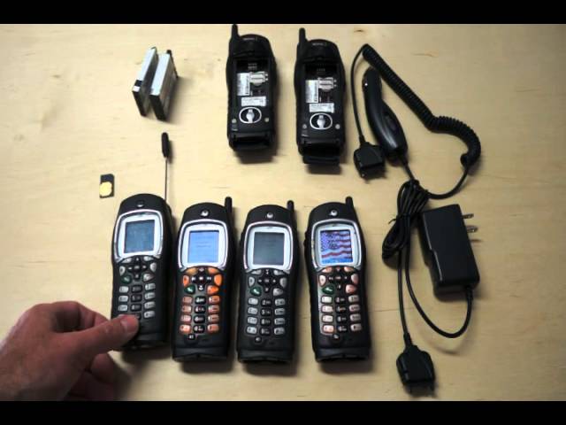 Motorola i355 - Push to Talk Communication - YouTube