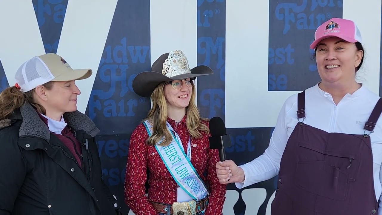 Little Britches Rodeo Queen 2025 | Barn Besties