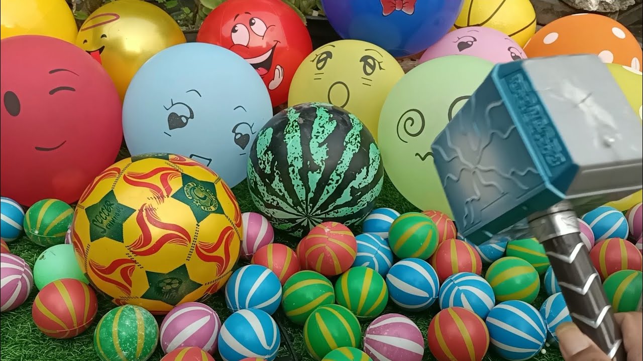 horee.. ada truk bawa harta Karun! Meletus balon lucu isi mainan, dll