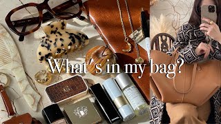What's in my bag ?  Favorite essentials l Trendy goods and cosmetics | Perfume | POLENE