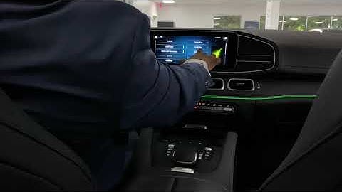Mercedes-Benz Ambient Lighting with MBUX