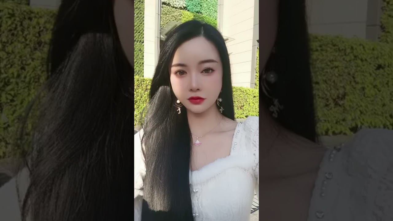 Pretty face with gorgeous long hair