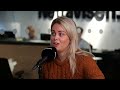 Cecilie Fjellhøy forteller om tiden da moren la henne inn på psykiatrisk institusjon